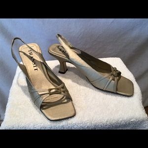 NEW Gold metallic evening shoe ( dressy shoe)